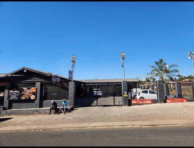 BUSINESS FOR SALE IN LAUDIUM